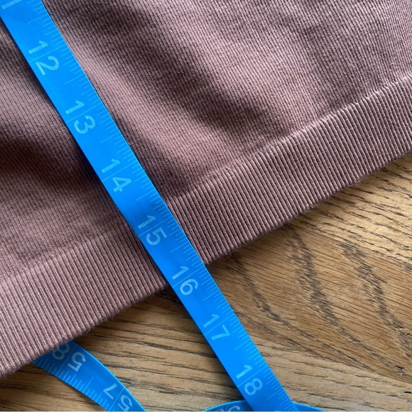 Womens Everlane seamless tee NWT size XS - Picture 10 of 11